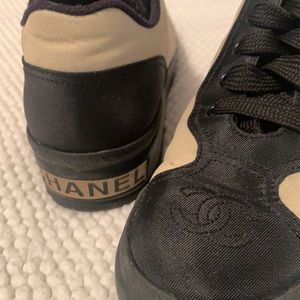 Comfortable versatile Chanel Sneakers/ casual shoe Size 38